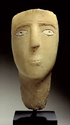 Mannelijk hoofd (albast)